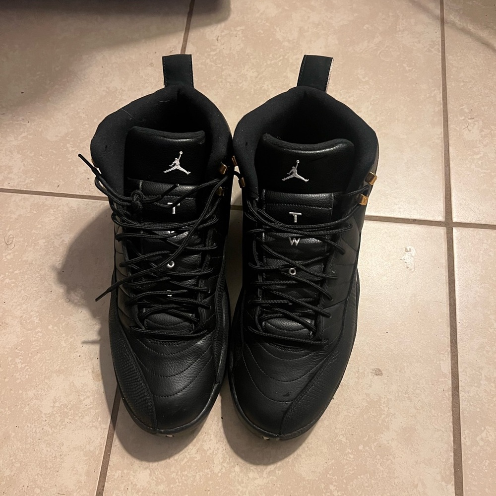 Jordan Retro 12